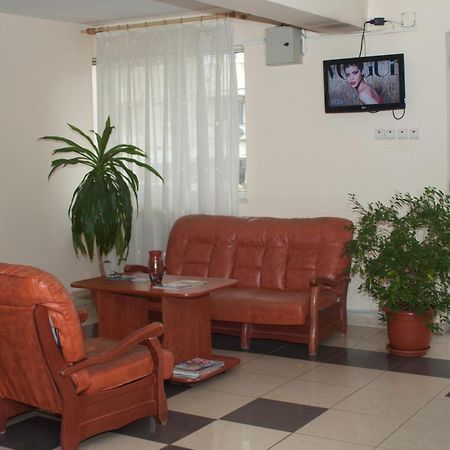 Hotel Delaf Cluj-Napoca Extérieur photo